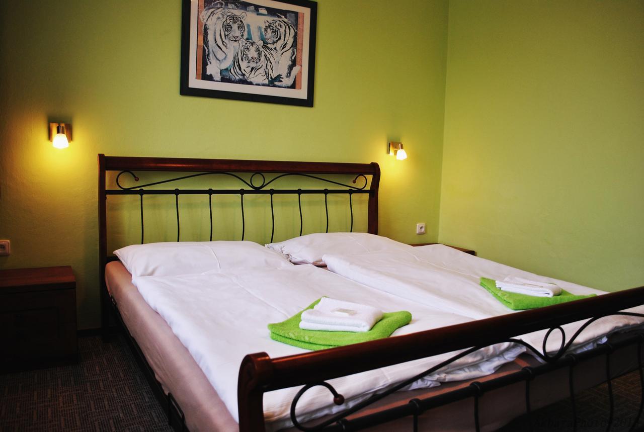 Hvezda Hotel 2*